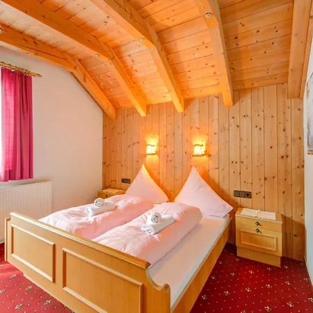 Comfortable In L Ngenfeld With Storage *
