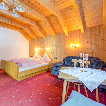 아파트 Comfortable In L Ngenfeld With Storage