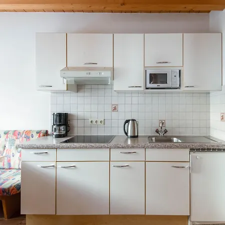 Comfortable In L Ngenfeld With Storage 란켄펠트