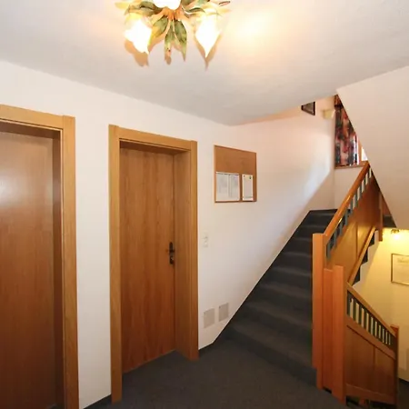 Comfortable In With Storage Appartement